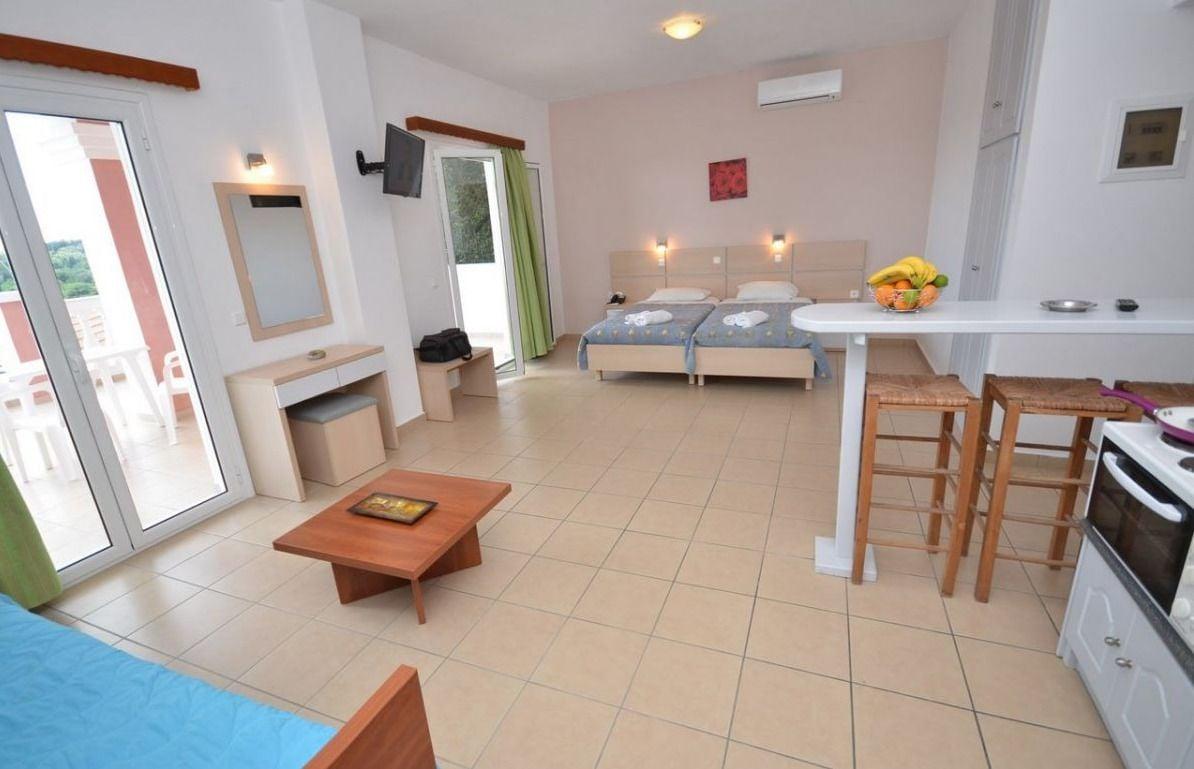 Paradiso Apartments Ipsos Bagian luar foto