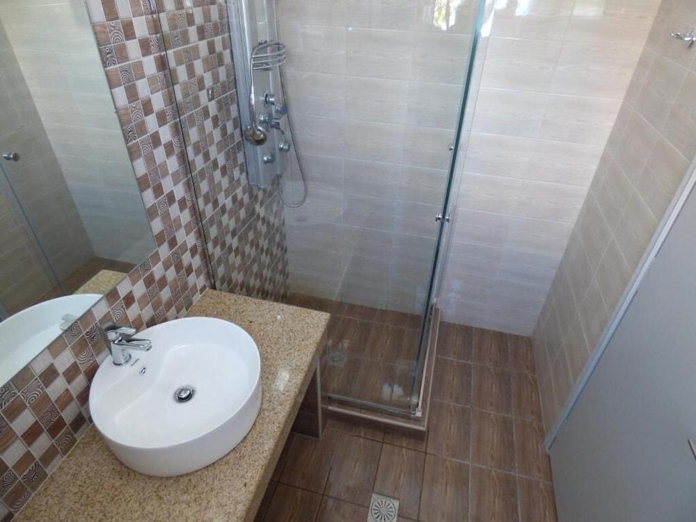 Paradiso Apartments Ipsos Bagian luar foto