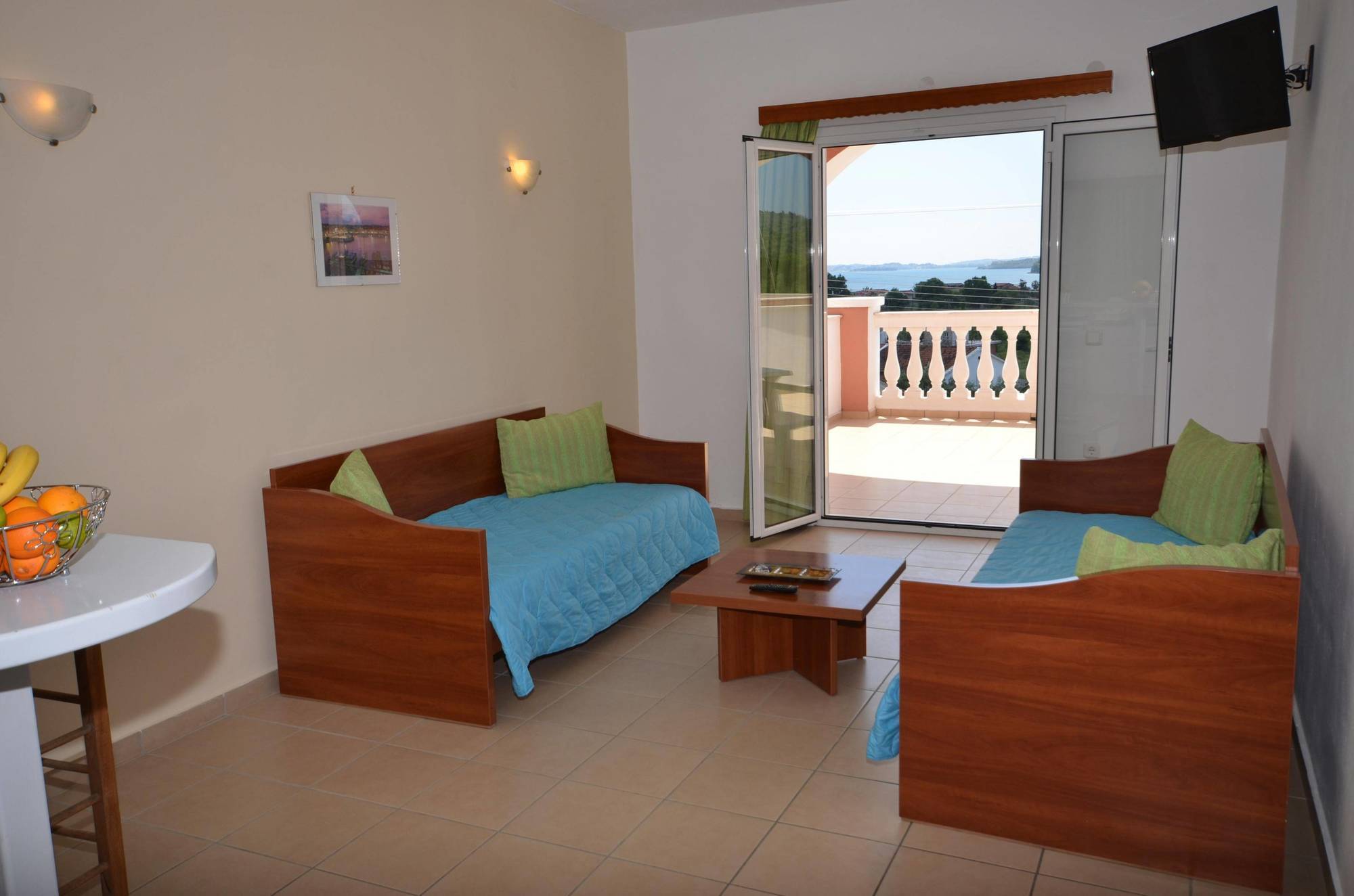 Paradiso Apartments Ipsos Bagian luar foto